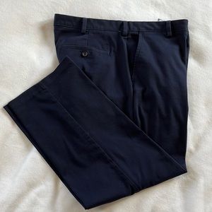 Men’s Docker classic fit flat front Navy sz 40-30